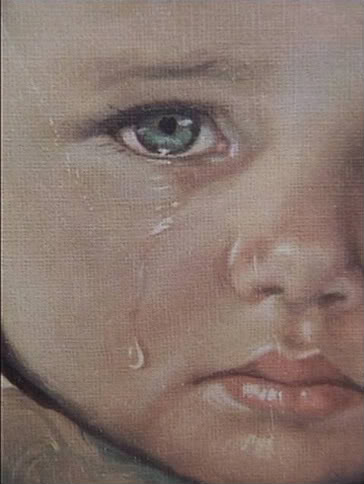 طفل يبكي